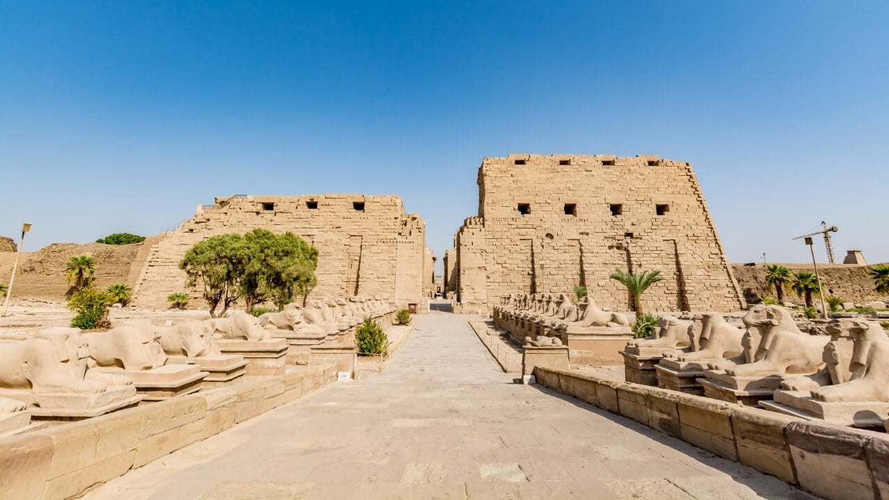 <p>Karnak boasts a reputation as one of Egypt’s most iconic places. It’s the second biggest temple in the world, after Angkor Wat in Cambodia. We would especially single out the Hypostyle Hall.</p>