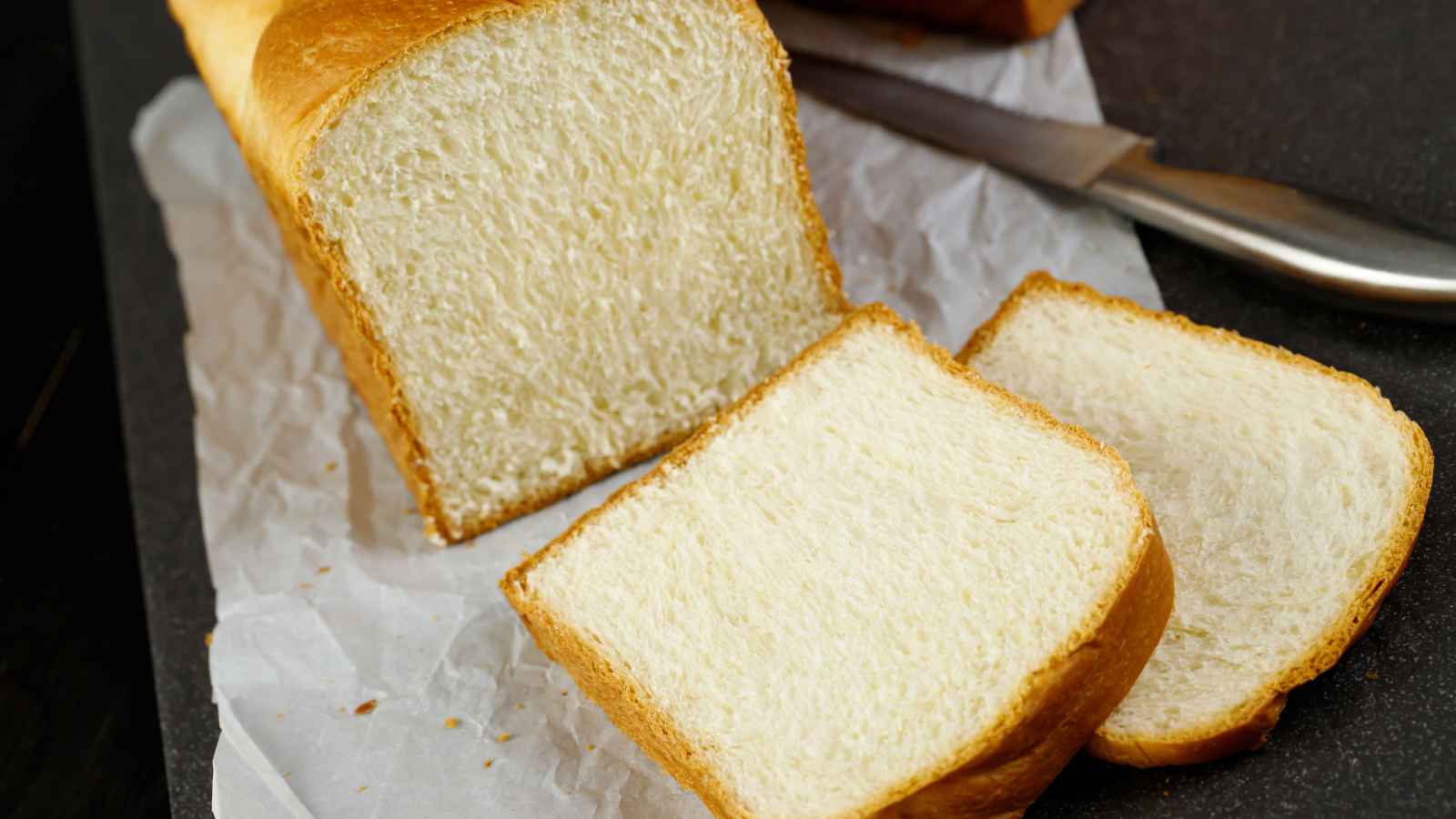 <p><span>Like a wolf in sheep’s clothing, processed white bread looks harmless but can mess up your blood sugar faster than you can say “gluten”! Experts wave red flags about its fast-digesting carbs.</span></p>