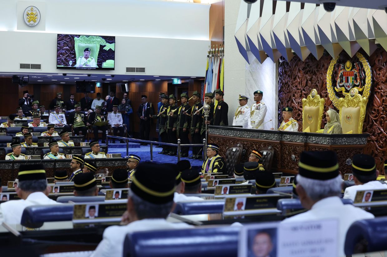 backbencher told to retract 'orang ulu' remark in dewan rakyat