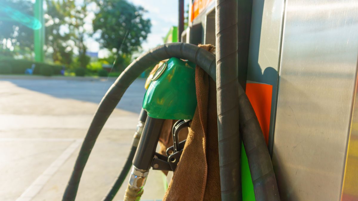 alza en el precio de las bencinas en chile: conoce el valor del combustible a partir del martes 5 de marzo