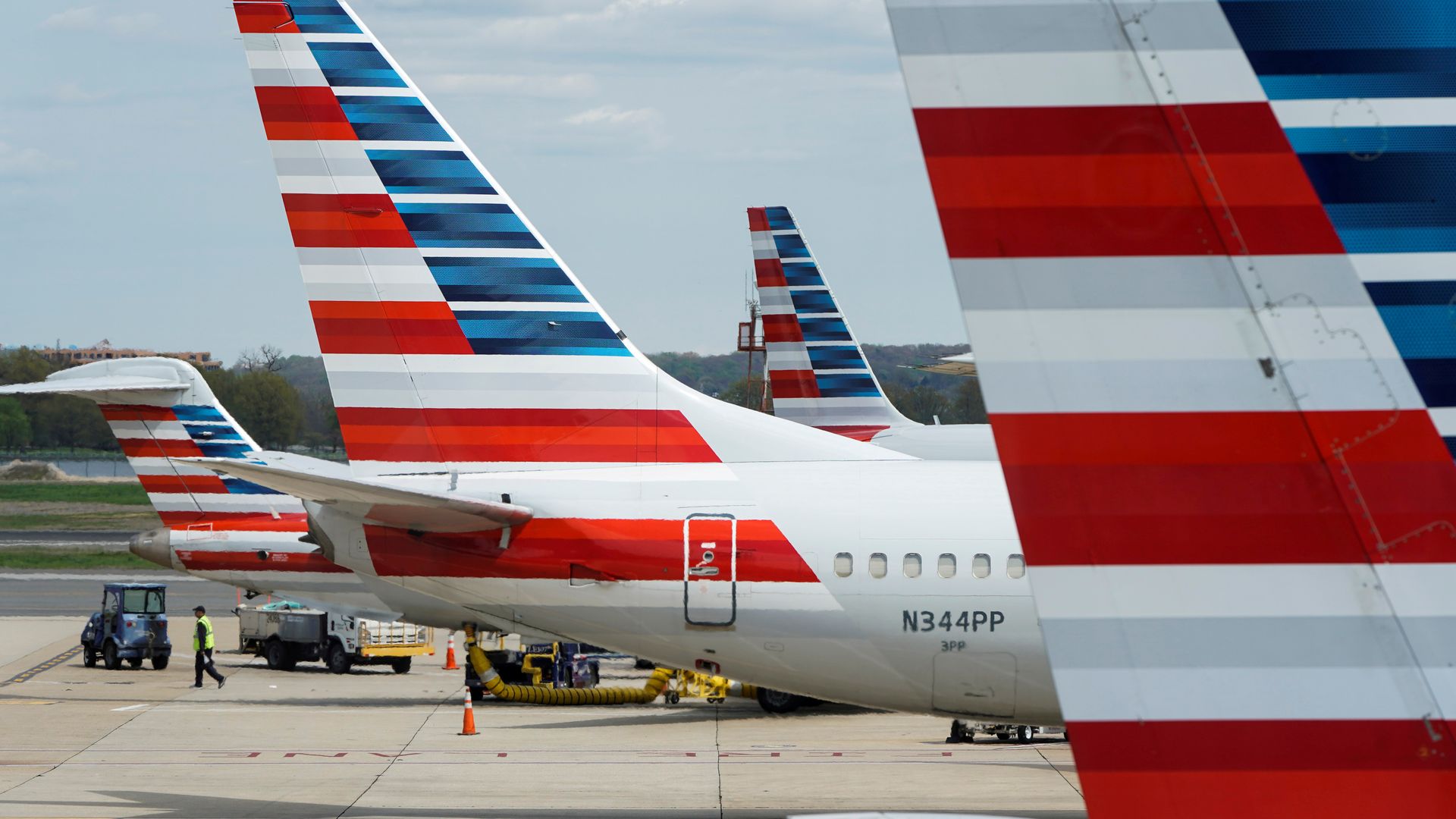 american airlines bestellt 260 flugzeuge bei airbus, boeing und embraer