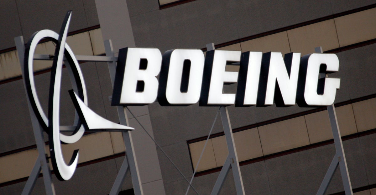 Federal Safety Officials Say Boeing Fails To Meet Quality-control ...