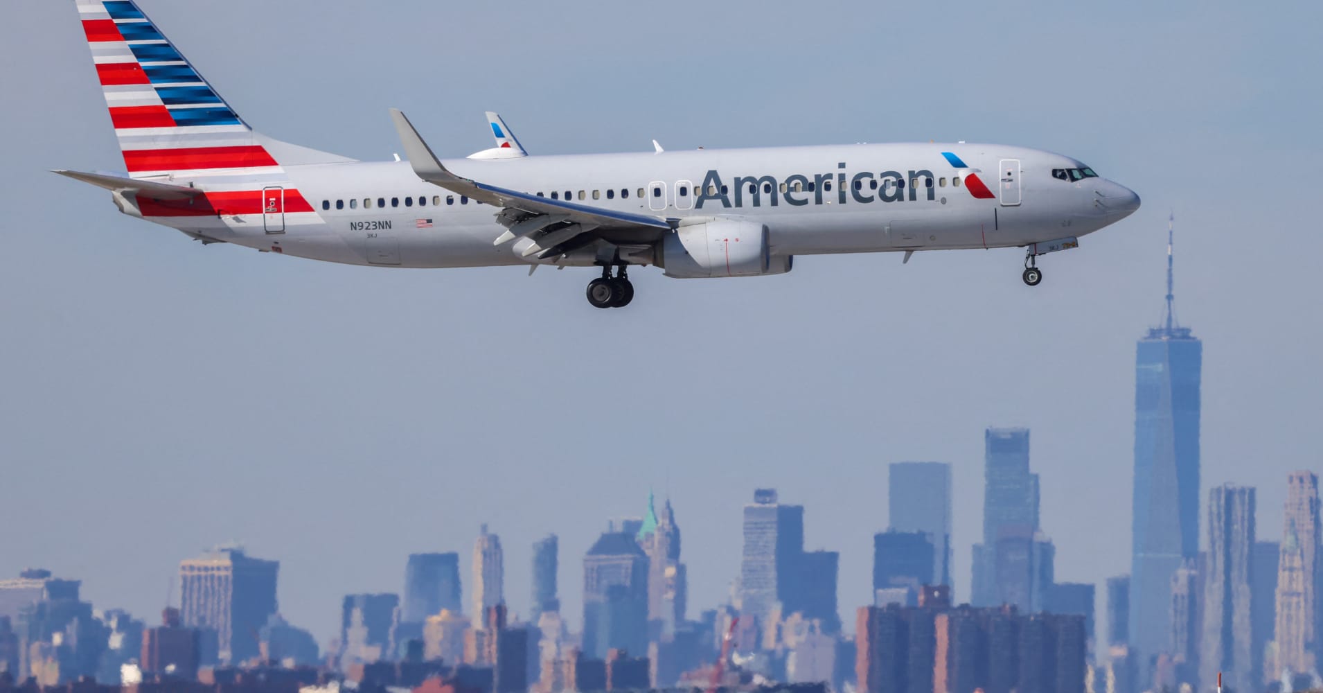american says 80% of 2024 revenue will come from loyalty program and more expensive tickets