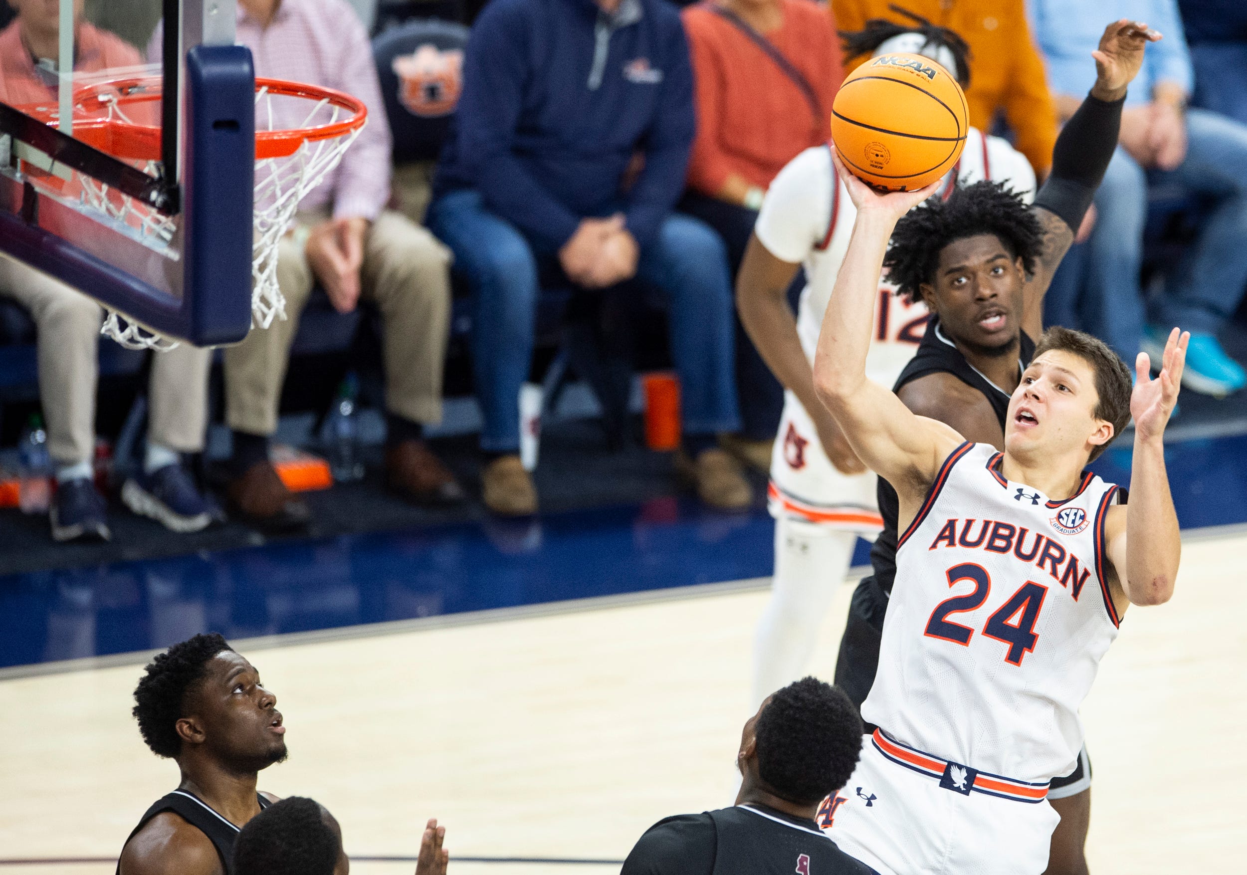 Lior Berman's Knee Injury Not As Bad As Originally Thought, Auburn's ...