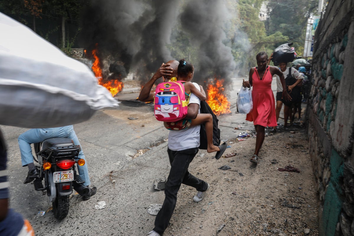 ¿qué está pasando en haití? declaran estado de emergencia tras fuga de presos