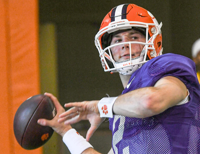 Cade Klubnik's growth tops five Clemson football storylines to watch ...