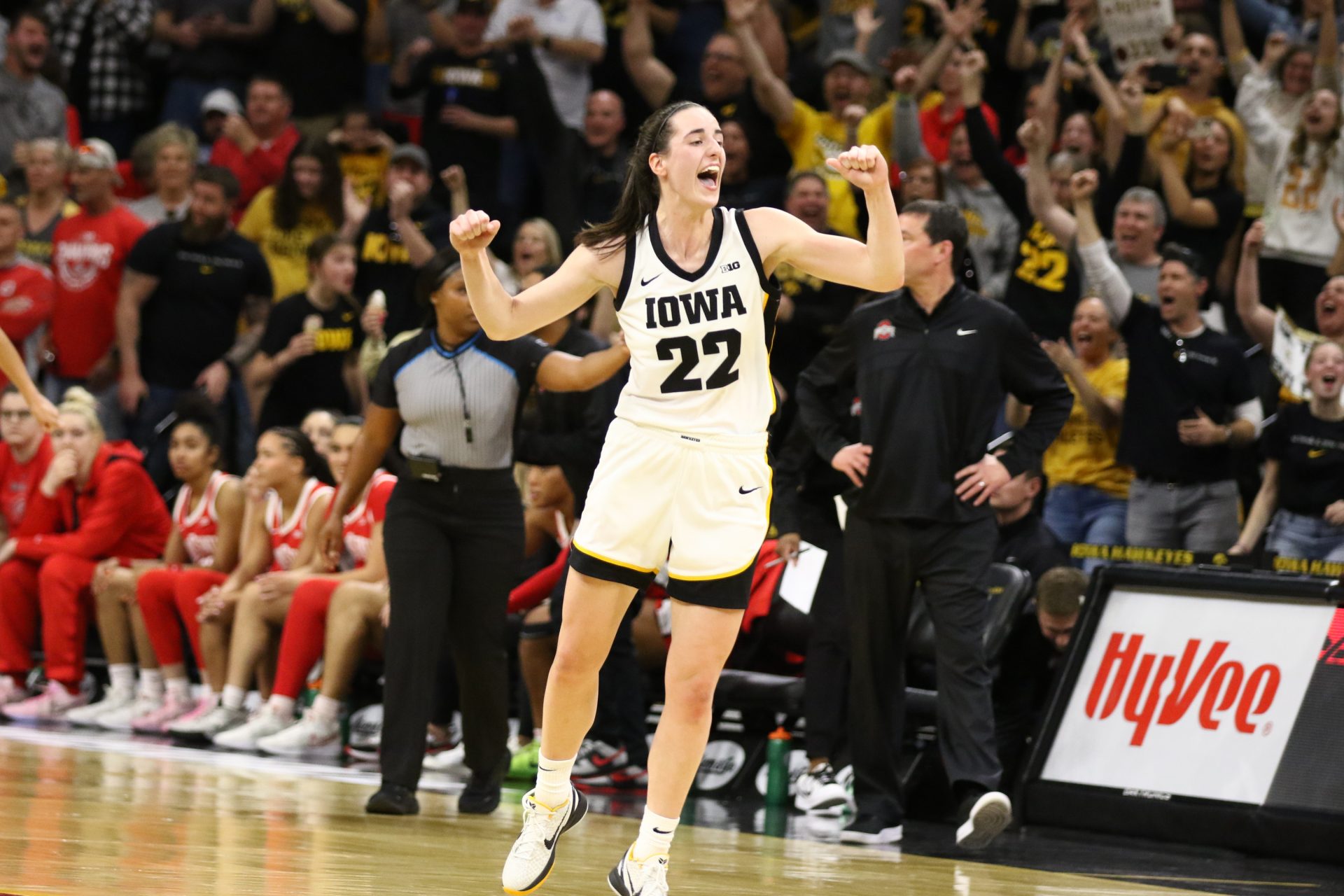 Who is Caitlin Clark? The woman who’s broke the 54year NCAA basketball