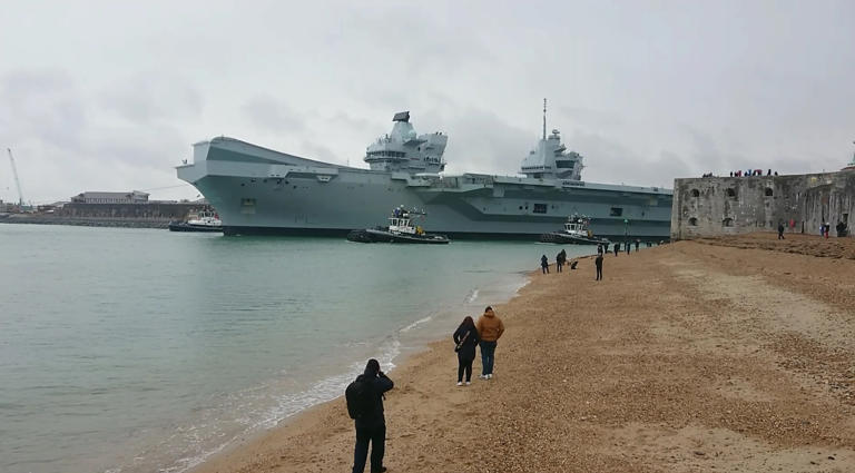 Royal Navy: Watch footage of HMS Queen Elizabeth leaving Portsmouth as ...