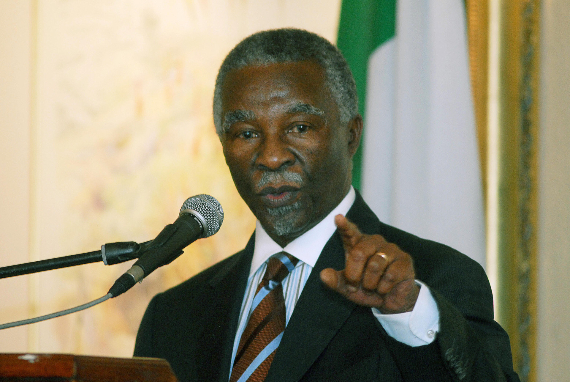 Atomic facts about the Manhattan Project