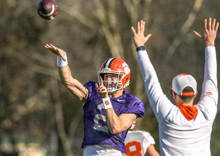Five Clemson football players who have shined in spring practices