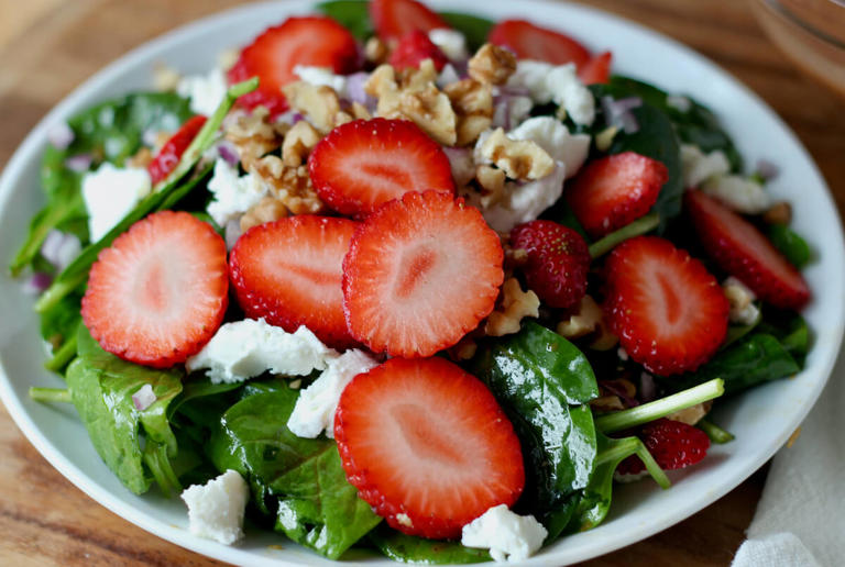 Strawberry Goat Cheese Walnut Salad with Balsamic Vinaigrette