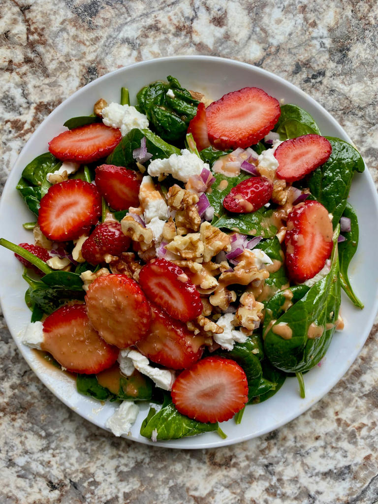 5-Minute Strawberry Balsamic Vinaigrette