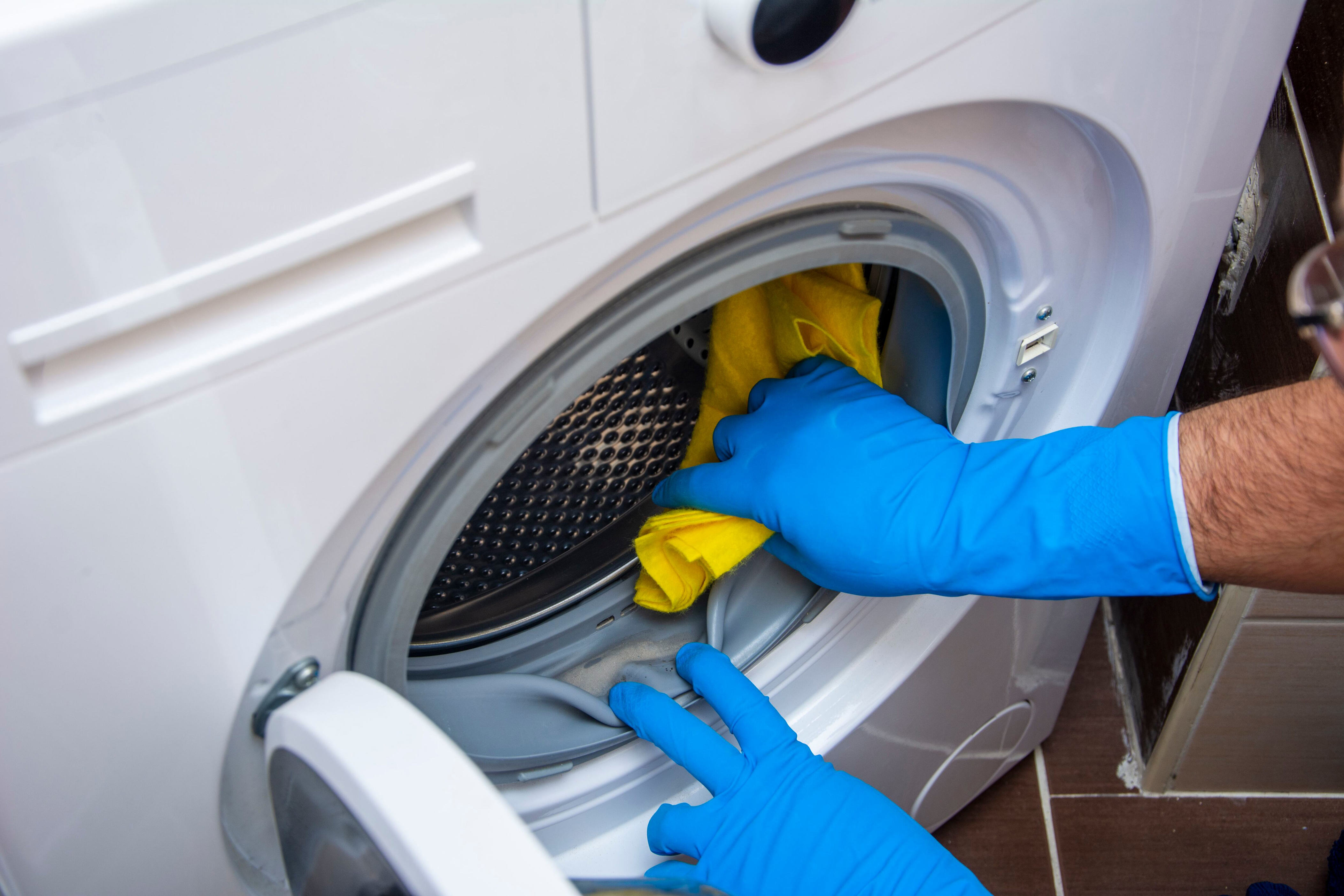 el método ‘secreto’ que reduce el consumo de energía de su lavadora para evitar altos costos en la factura de luz