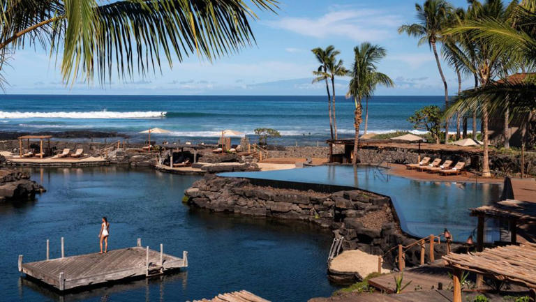 The Best Hawaiian Resorts For Families