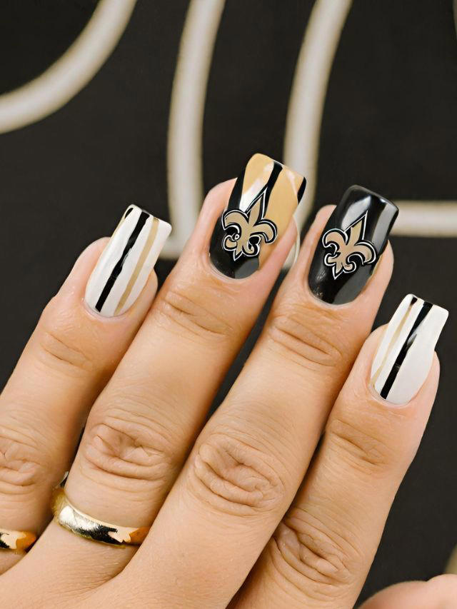 35+ New Orleans Saints Nail Designs and Ideas