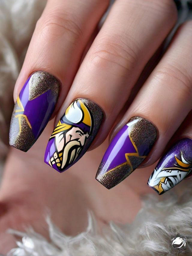 35+ Minnesota Vikings Nail Designs and Ideas