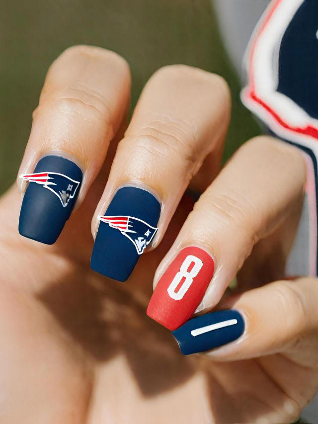 35+ New England Patriots Nail Designs and Ideas