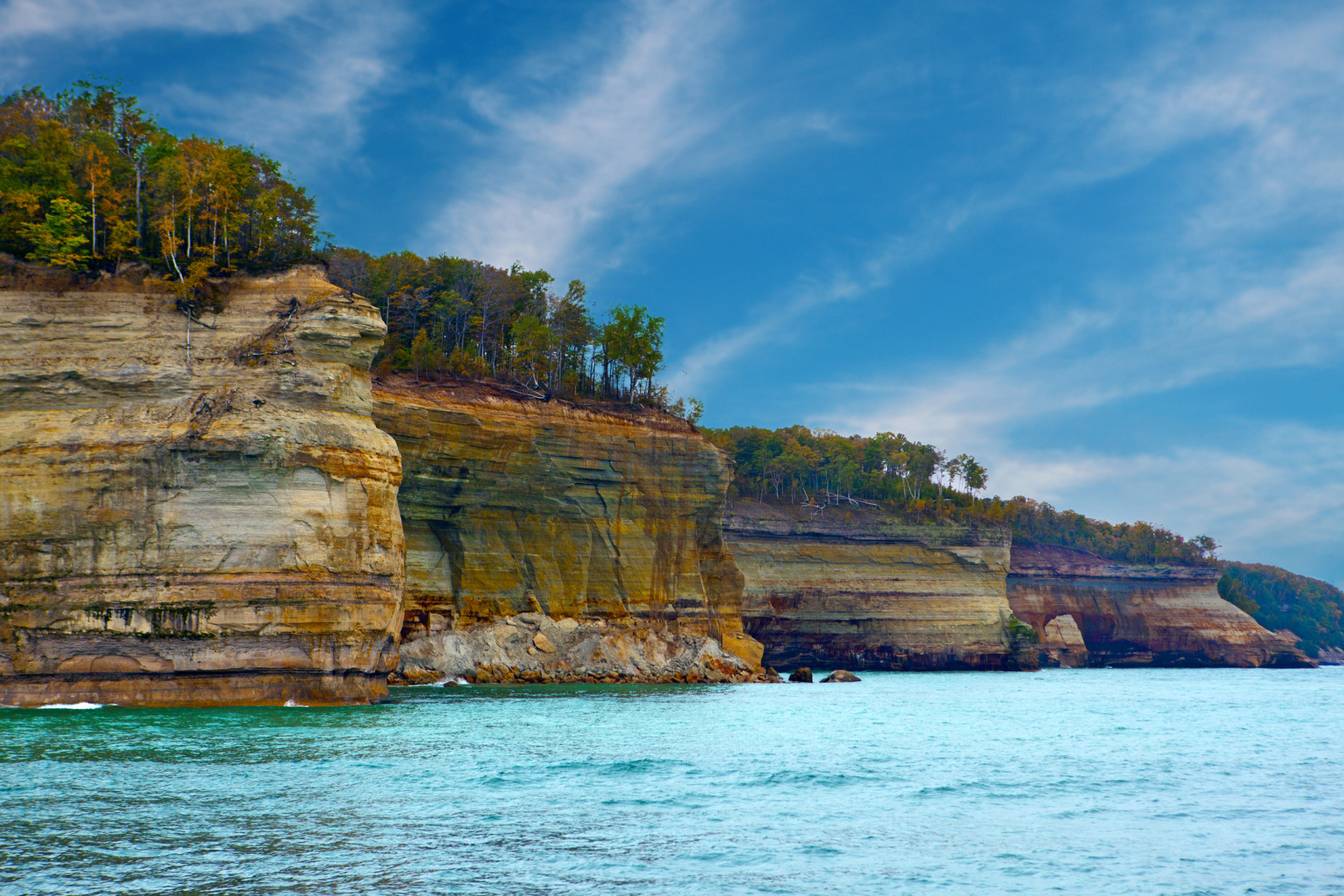 <p>Le Michigan park, connu pour la beauté de ses paysages naturels, est lui aussi victime du changement climatique. Les écosystèmes naturels du parc souffrent du changement de températures et des précipitations.</p><p>Tu pourrais aussi aimer:<a href="https://www.starsinsider.com/n/449152?utm_source=msn.com&utm_medium=display&utm_campaign=referral_description&utm_content=679170"> Ces célébrités ont fait partie des scouts !</a></p>