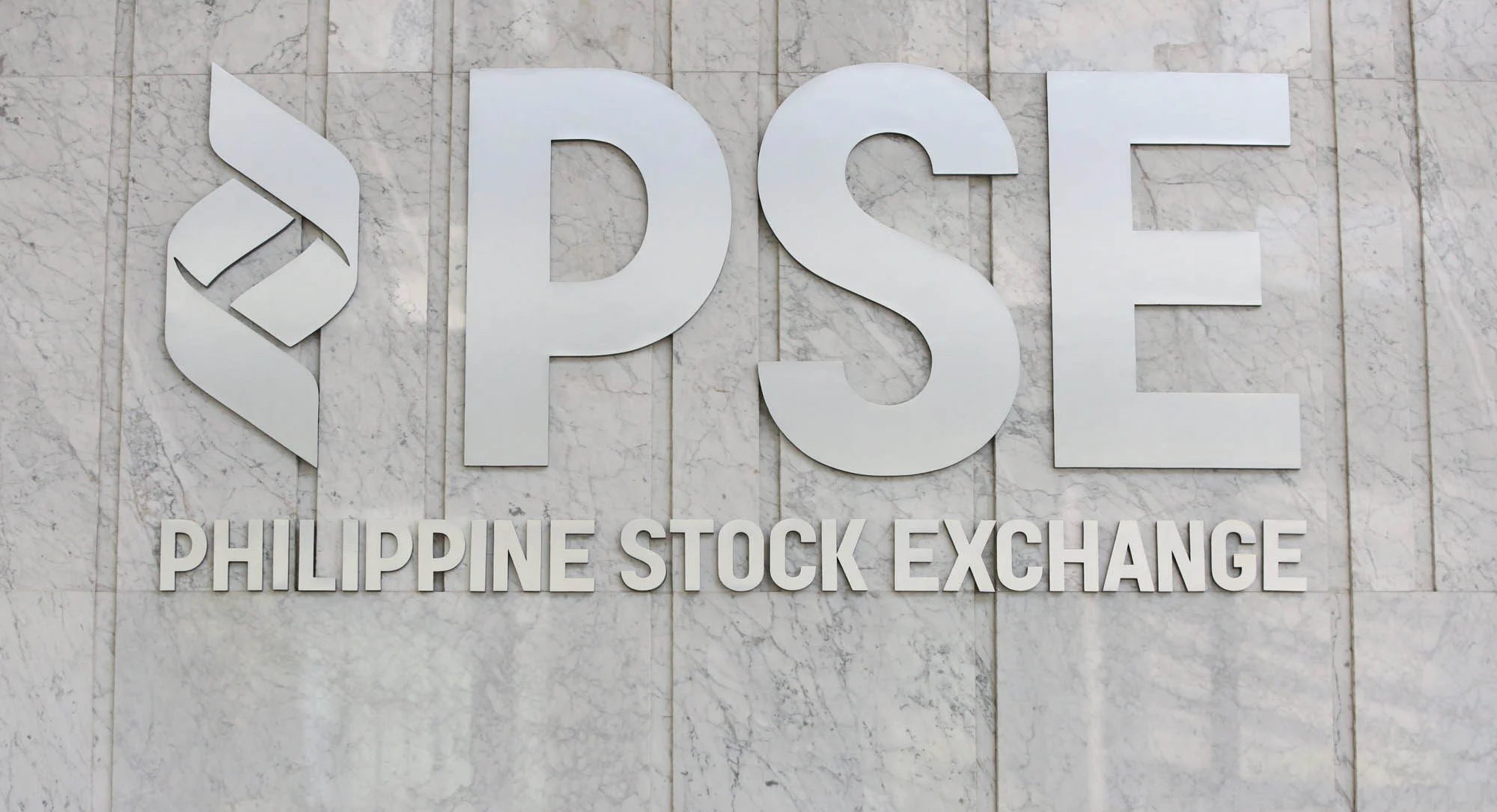 inflation fears keep weighing down on psei