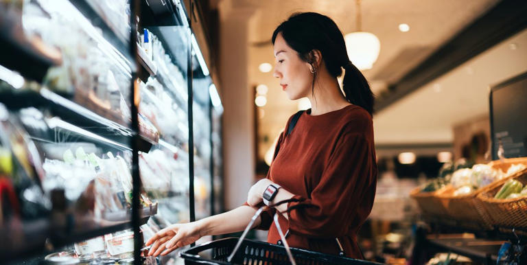 The Ultimate Keto Foods List To Make Grocery Shopping On The Diet A Breeze