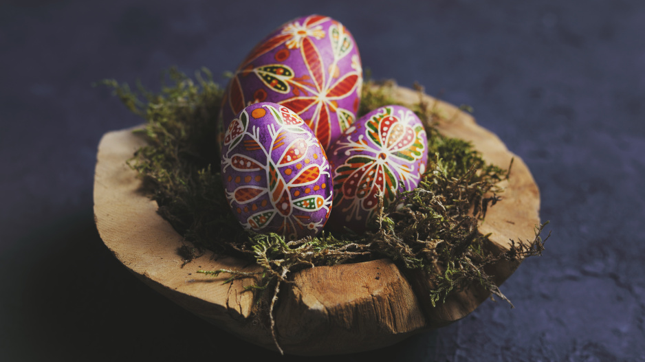 velikonoce jsou tady: jak ozdobit vajíčka tradičně i moderními způsoby