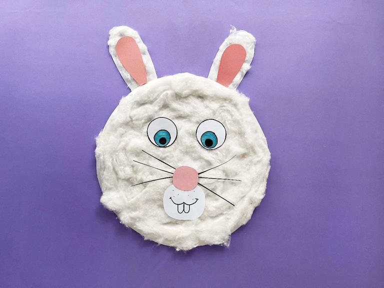 Cute and fuzzy Easter bunny craft