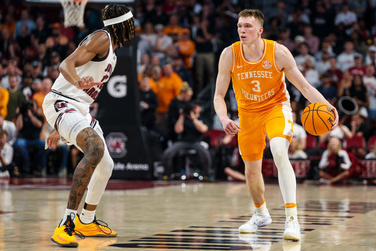 Mar 6, 2024; Columbia, South Carolina, USA; Tennessee Volunteers guard Dalton Knecht (3) brings the ball up against South Carolina Gamecocks guard Zachary Davis (12) in the first half at Colonial Life Arena. Mandatory Credit: Jeff Blake-USA TODAY Sports