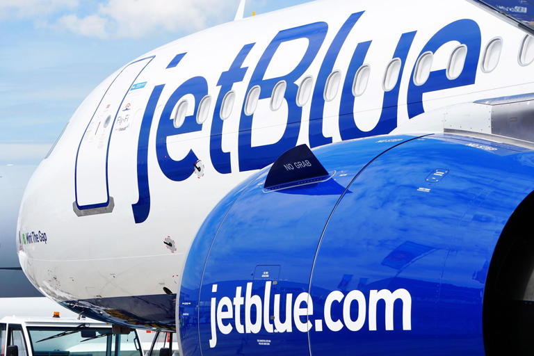 JetBlue To Grant A Free Carry-On With Basic Economy Fares Starting This September