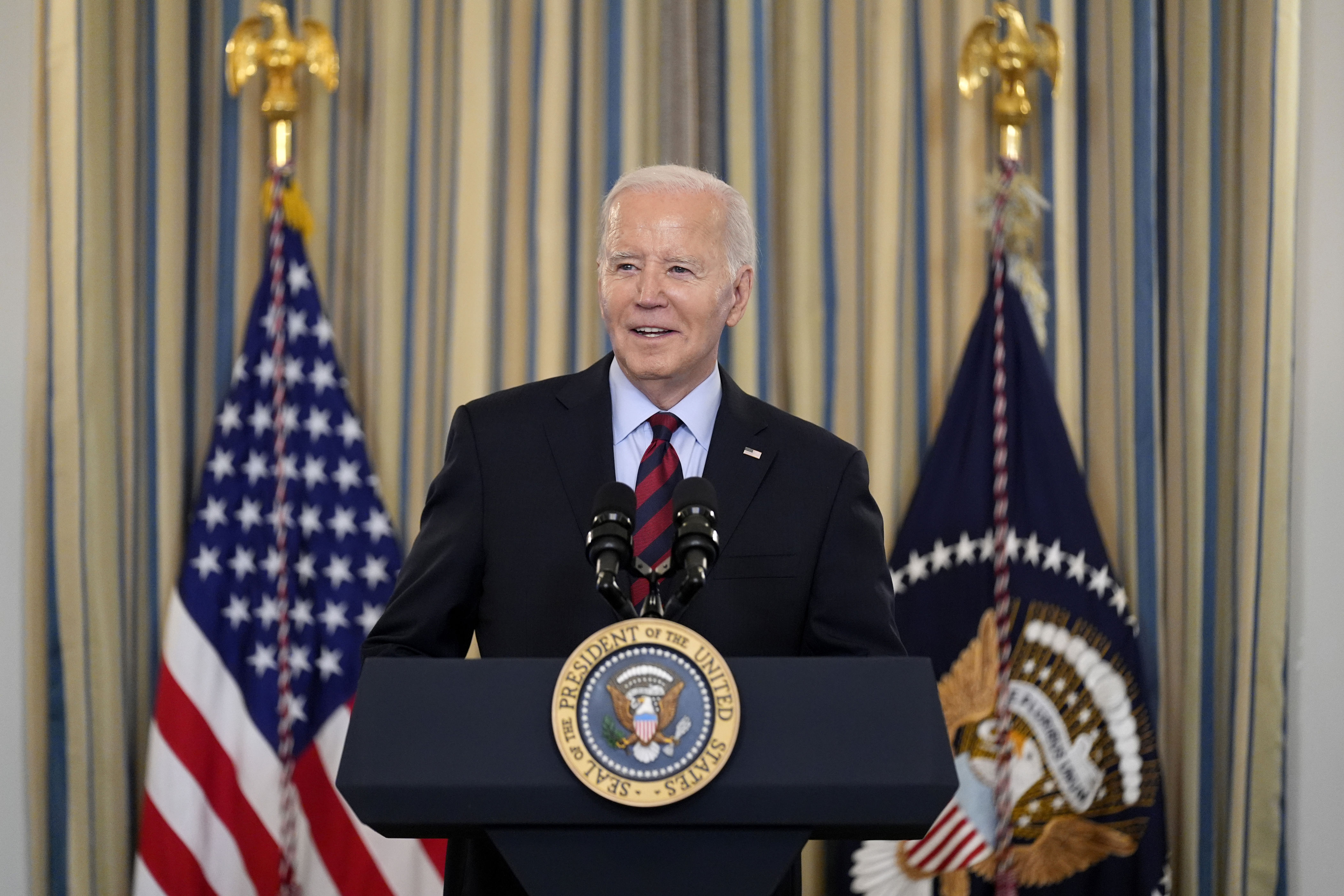 Biden Wins Democratic Caucuses In Hawaii As He Moves Closer To Seizing ...