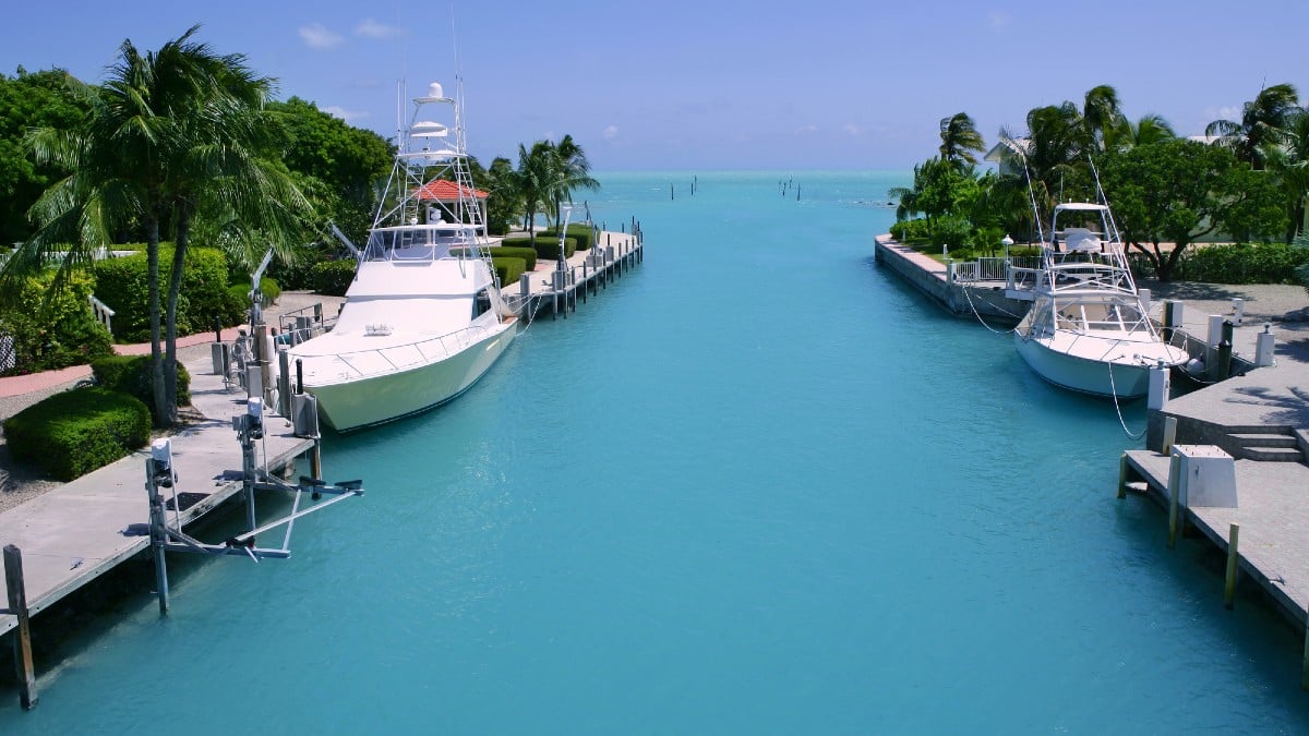 <p><span>Journey to the Florida Keys, where the warm waters of the Gulf of Mexico meet the Atlantic. This sportfishing mecca is famed for its diverse angling opportunities, from the flats hunting bonefish and tarpon to the deep-sea pursuit of </span><a href="https://en.wikipedia.org/wiki/Marlin"><span>marlin</span></a><span> and sailfish. The Keys embody the essence of saltwater fishing, with each island offering its unique fishing and cultural charm.</span></p>