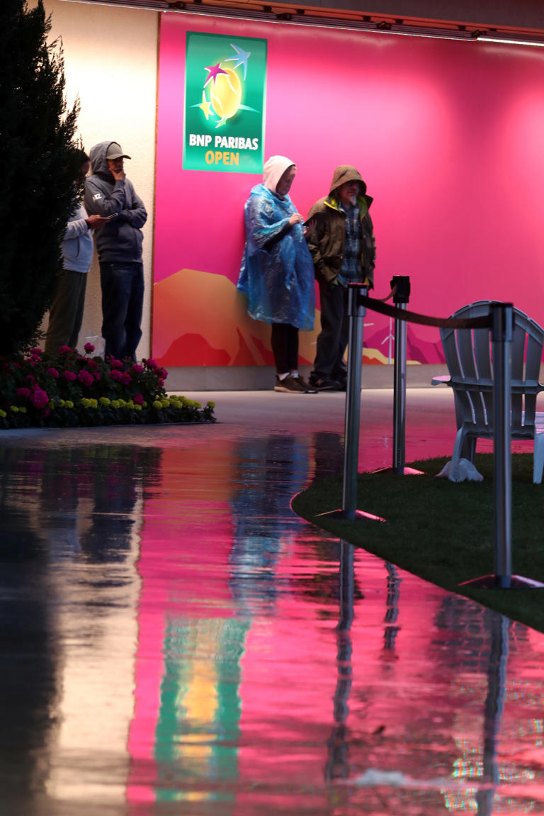 BNP Paribas Open Rain suspends matches, postpones others until Friday