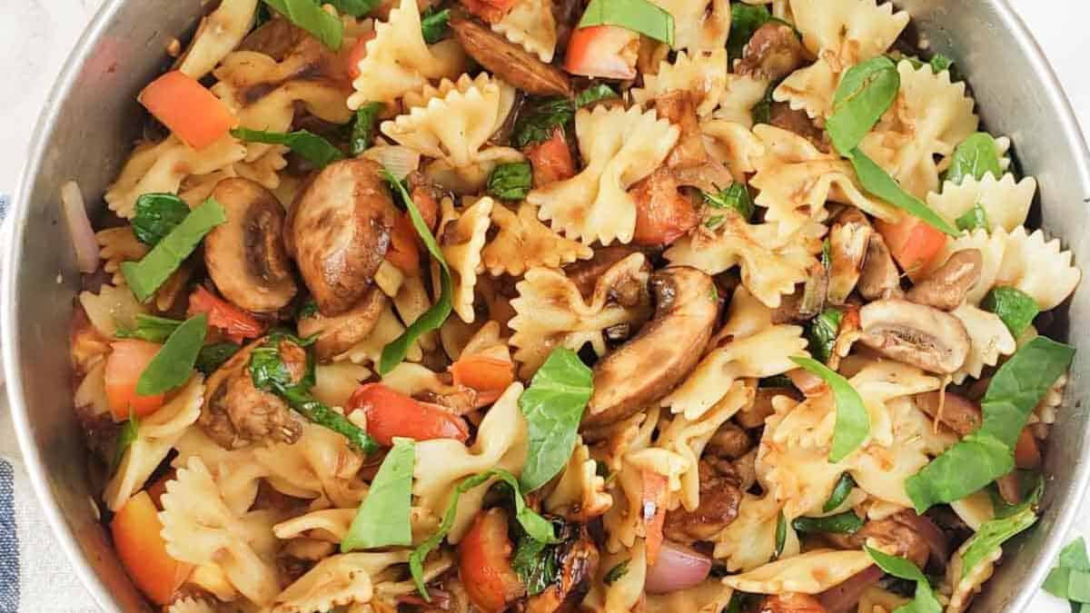 46 Easy Pasta Recipes for When You Just Can&amp;#39;t Even