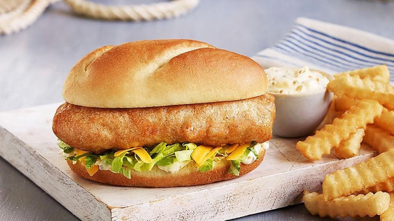 Ranking Fast Food Fish Sandwiches From Hit To Skip