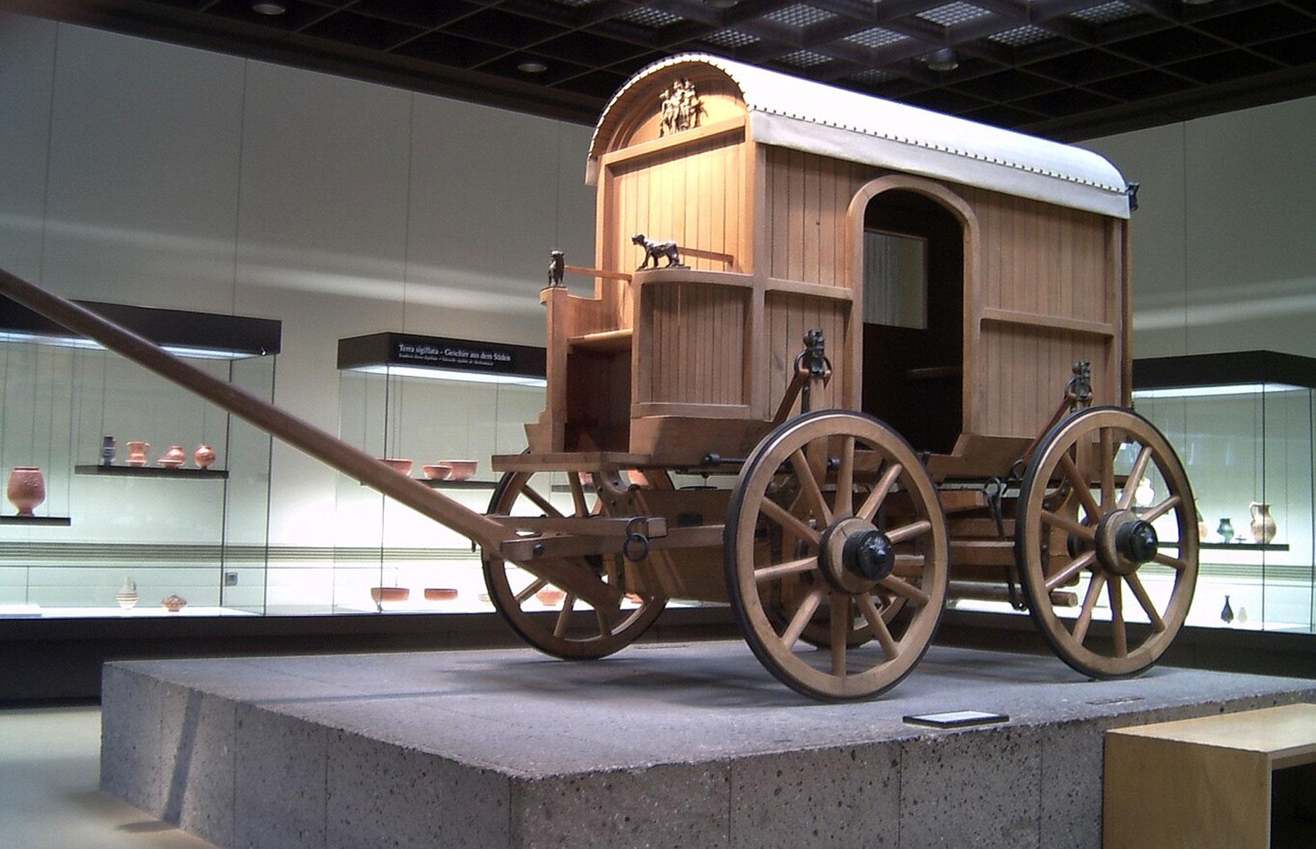 Vintage photos of the world's earliest RVs