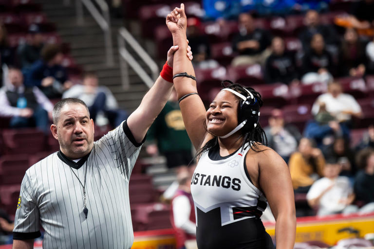 Roundbyround results from the 2024 PIAA girls' wrestling tournament