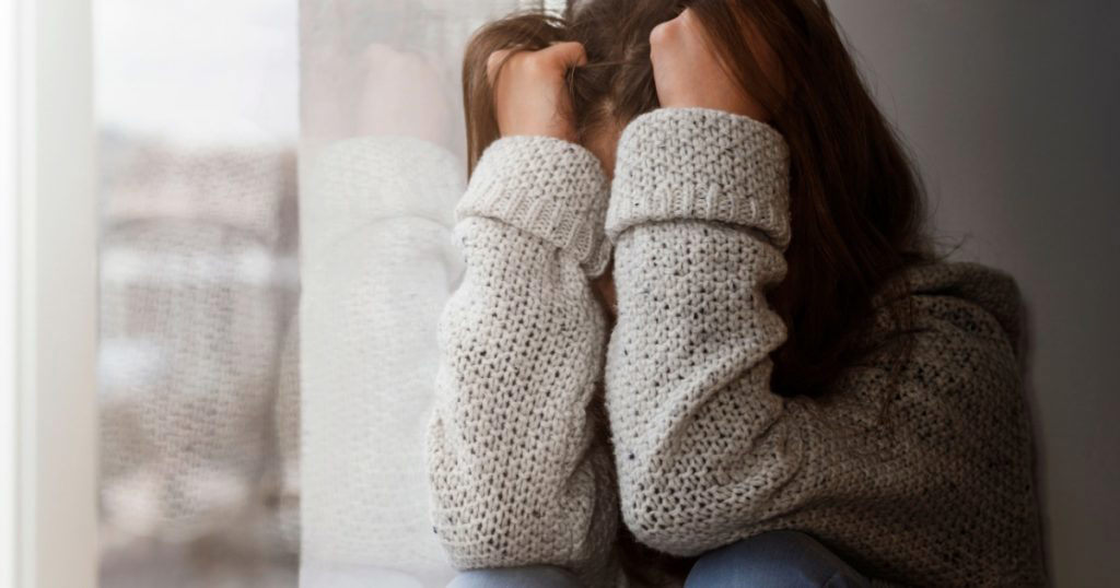10+ Signs of Depression in Teens To Never Ignore