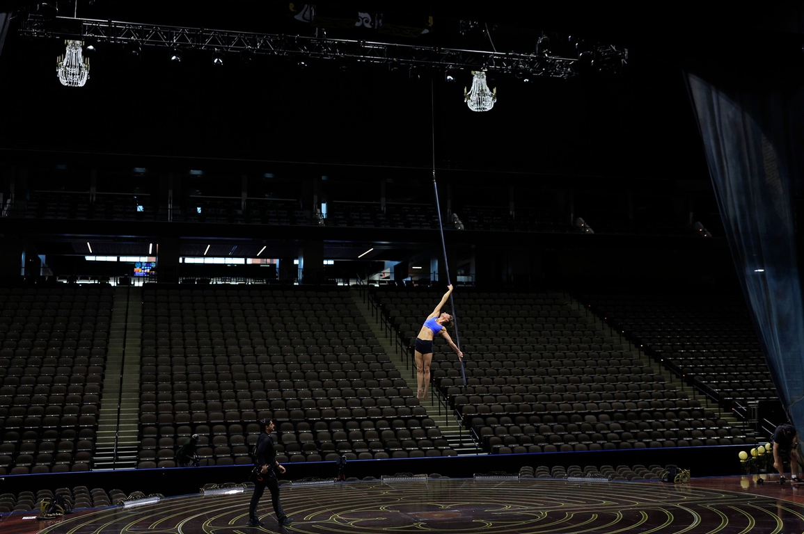 Behind the scenes of Cirque du Soleil Corteo