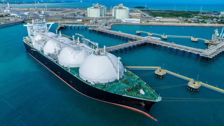 Aramco And Adnoc Eye Us Lng Projects 0907