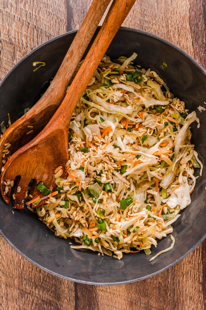 Asian Ramen Coleslaw   BB1jwdZP.img