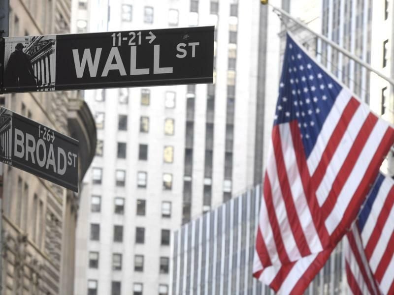 dow jones, s&p, nasdaq: us-börsen legen zu – trump-aktie bricht deutlich ein