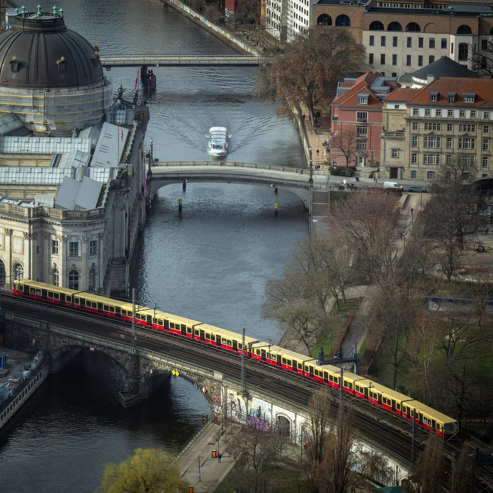 Weiter Ausfälle Auf Linien S26, S45 Und S85: S-Bahn- Und ...