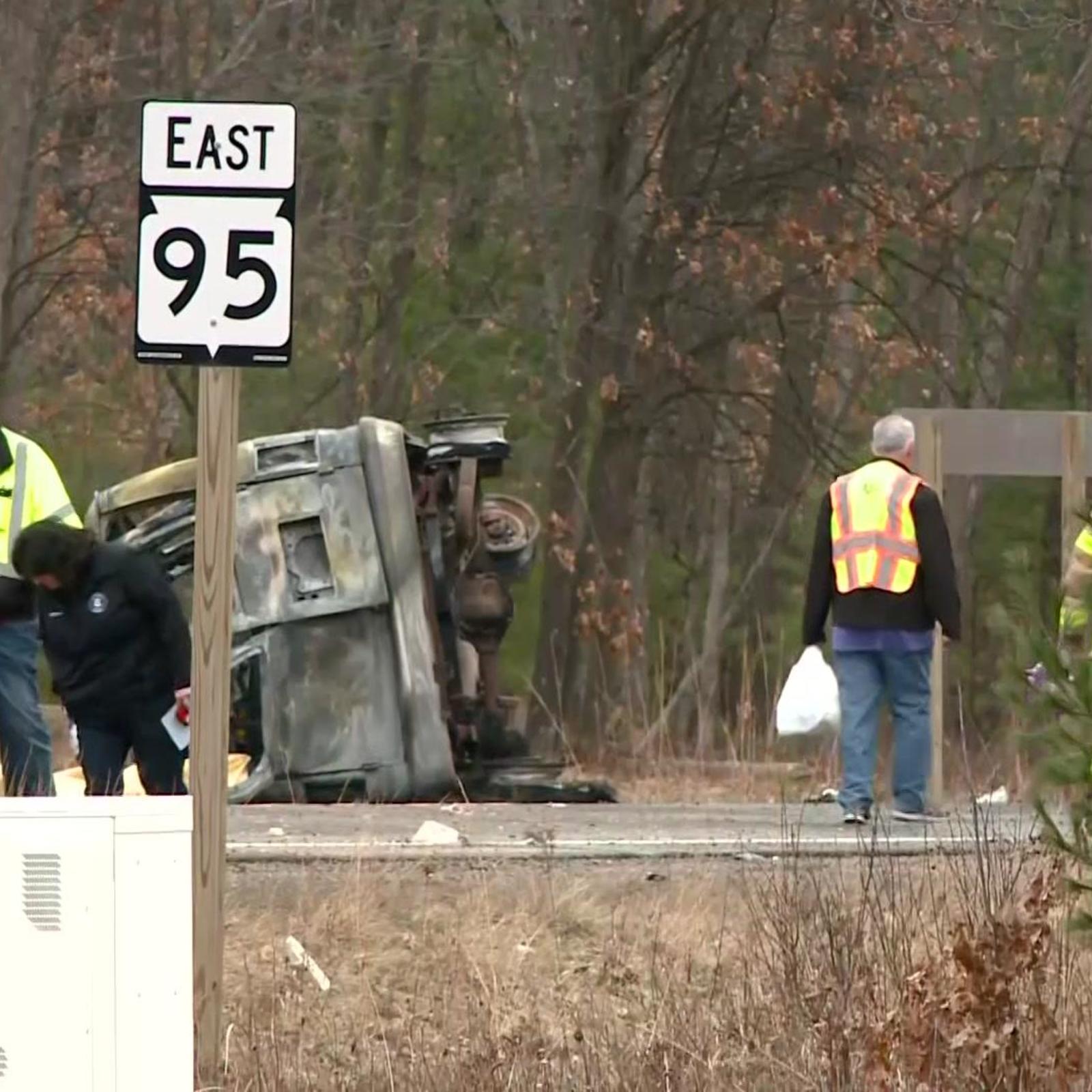 9 Dead, 1 Injured After A Semi Collided With A Van In West-central ...