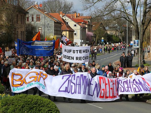 Göttingen Steht Auf Gegen Rechts: Mehr Als 2.000 Menschen Demonstrieren