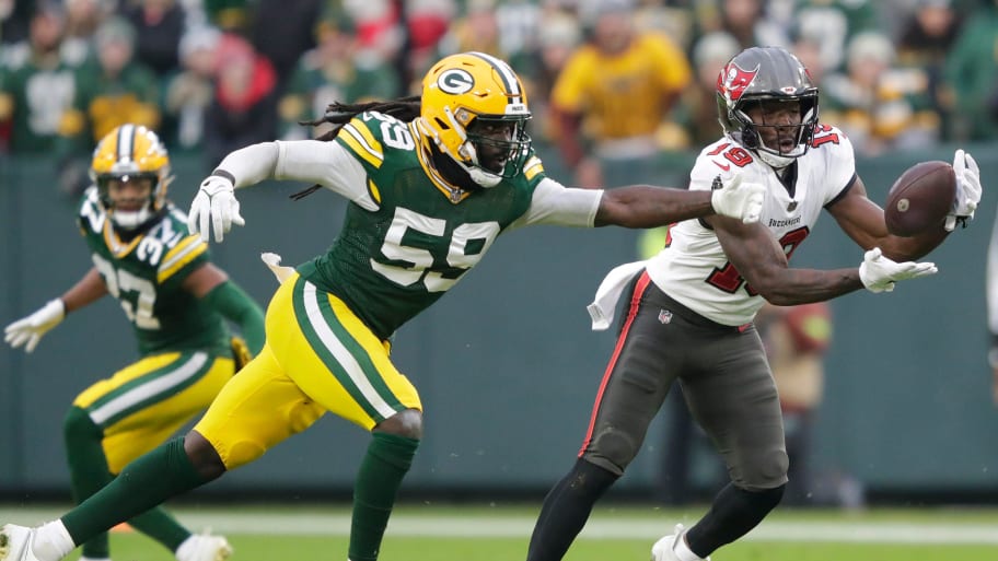 De'Vondre Campbell Takes Parting Shot At Packers Coaches While Signing ...