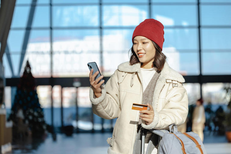 Traveling and want to avoid roaming charges? There are alternatives to racking up pay-per-text fees when vacationing abroad.