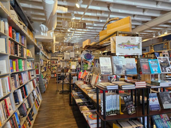 Page and Palette in Downtown Fairhope, Alabama