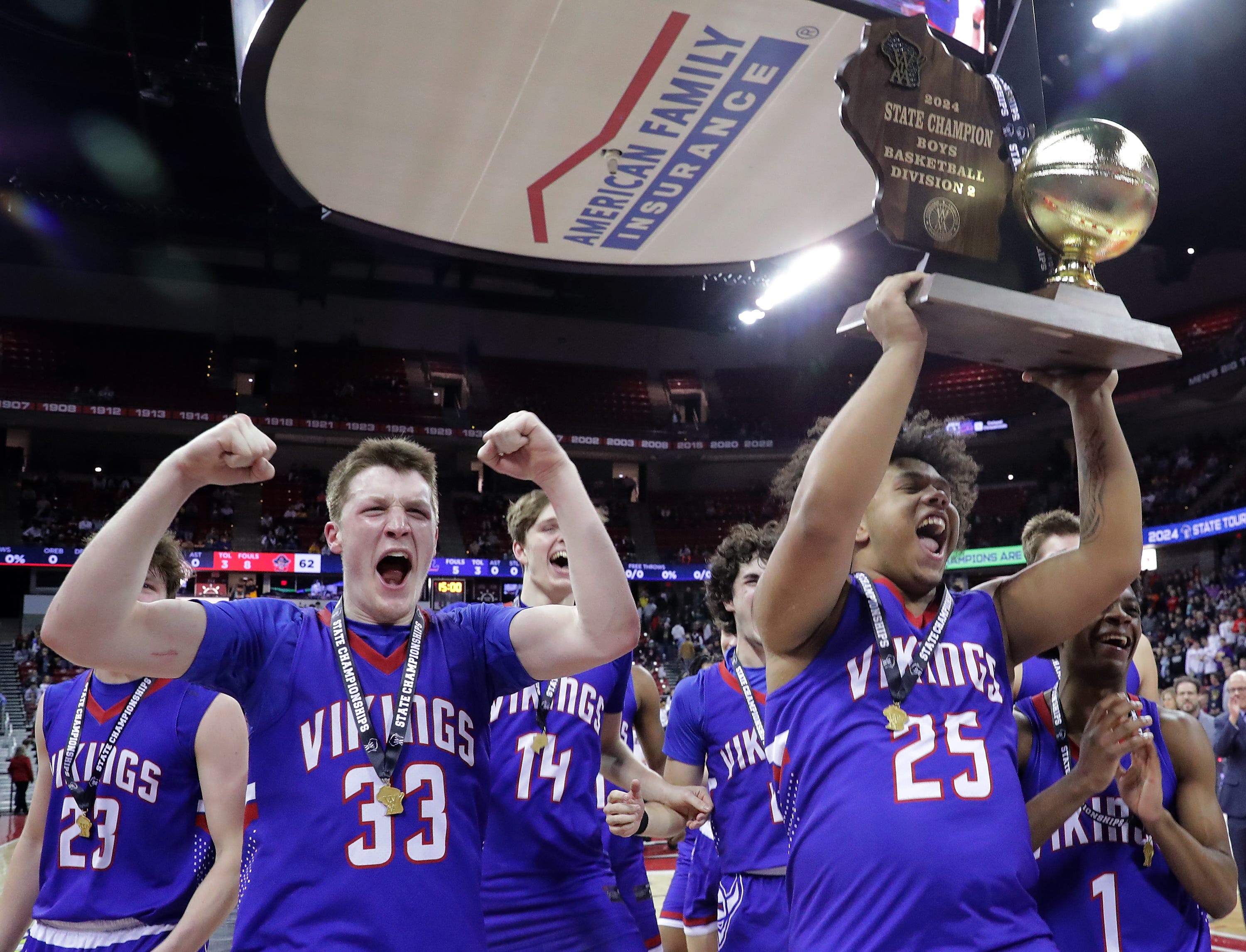 2025-wiaa-state-boys-basketball-tournament-schedule-ticket