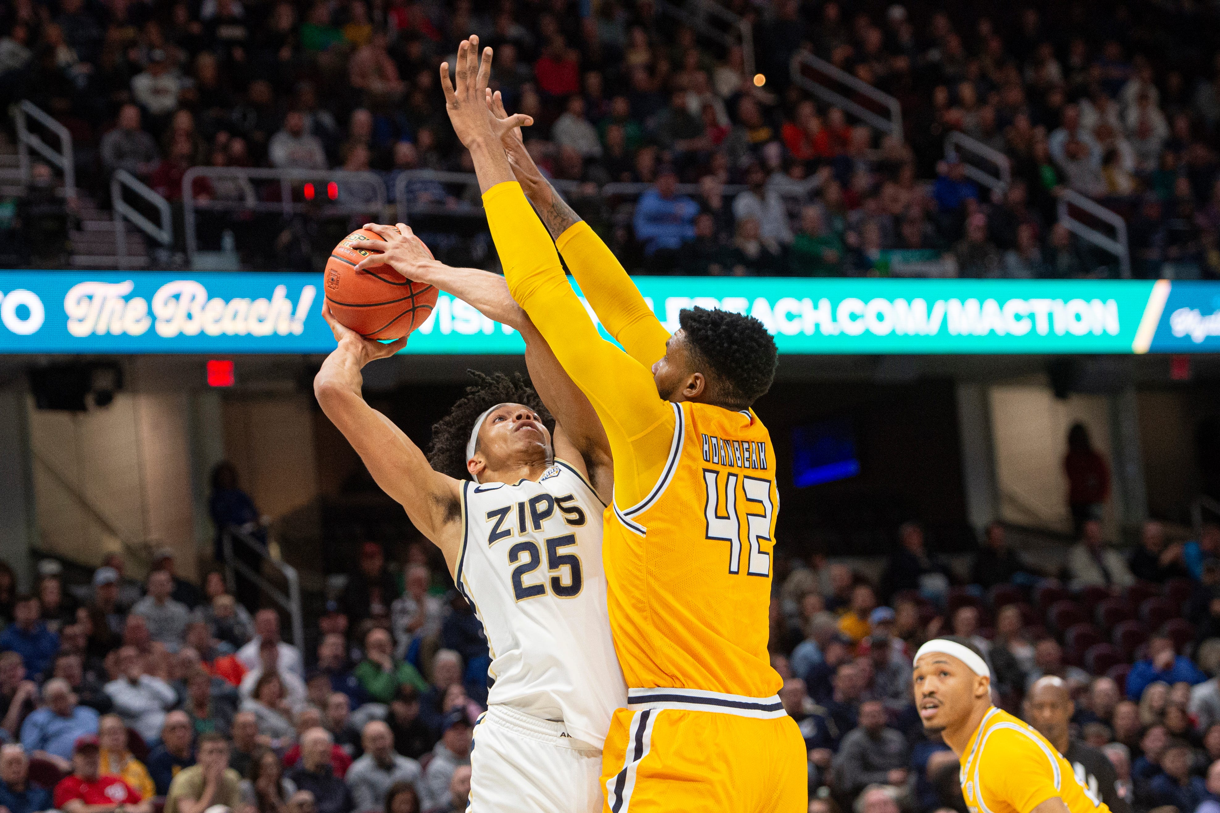 Akron Zips edge Kent State for MAC Men's Basketball Tournament title