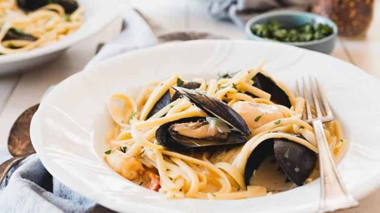 12 Shrimp Pasta Recipes For Seafood Lovers