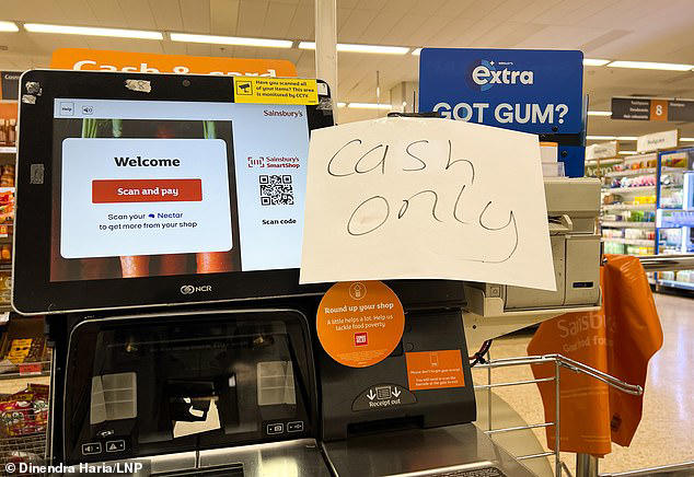 Sainsbury's boss apologises for IT meltdown that impacted contactless ...